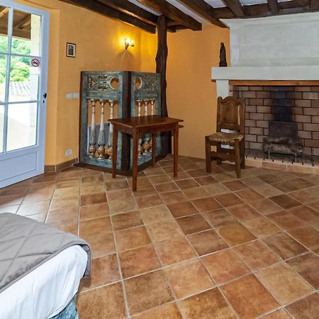 Domaine De La Juranvillerie, Gite Et Chambres D'Hotes Rigny-Ussé Exterior foto